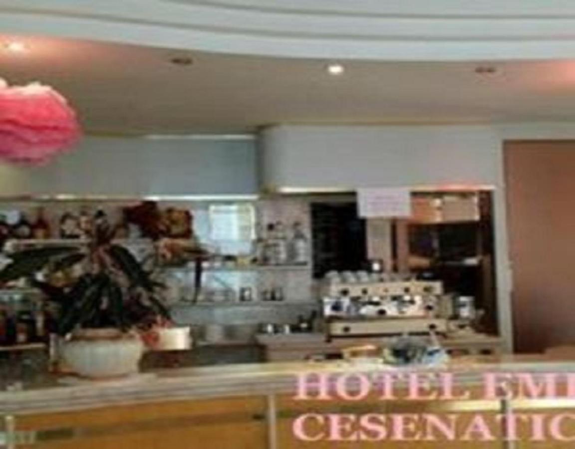 Hotel Embassy Cesenatico Eksteriør billede